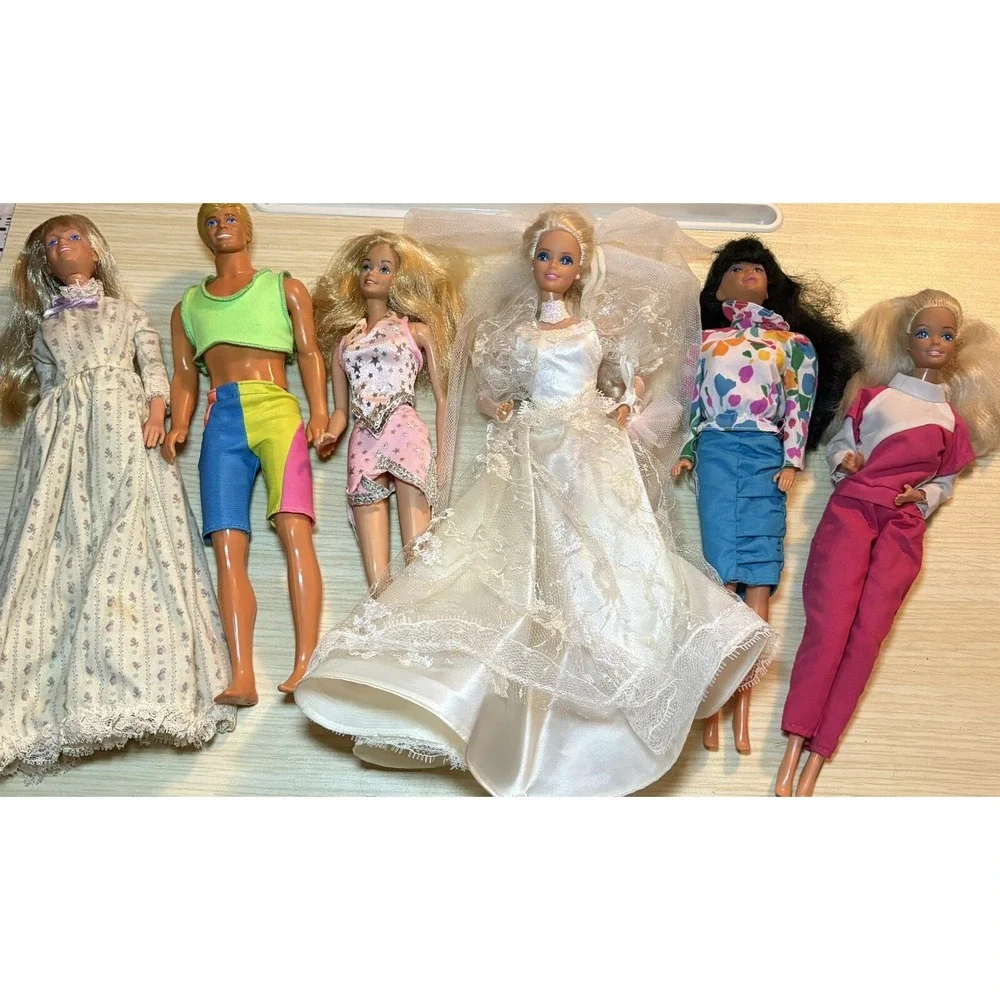 Vintage 80s Barbie lot Including Clothes, Accessories And A Case